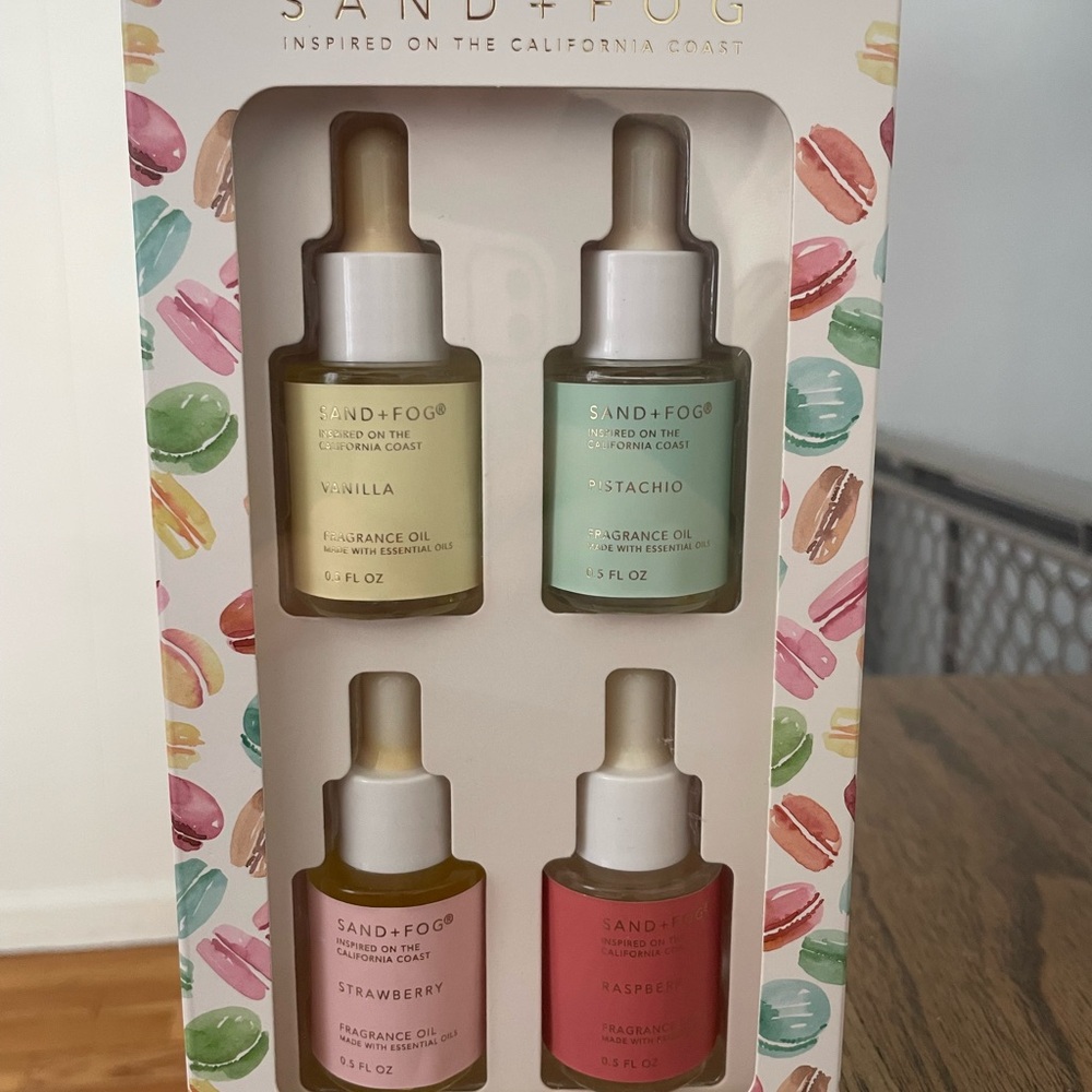 Sand + Fog Fragrance Oil Set - Vanilla, Pistachio, Strawberry, Raspberry